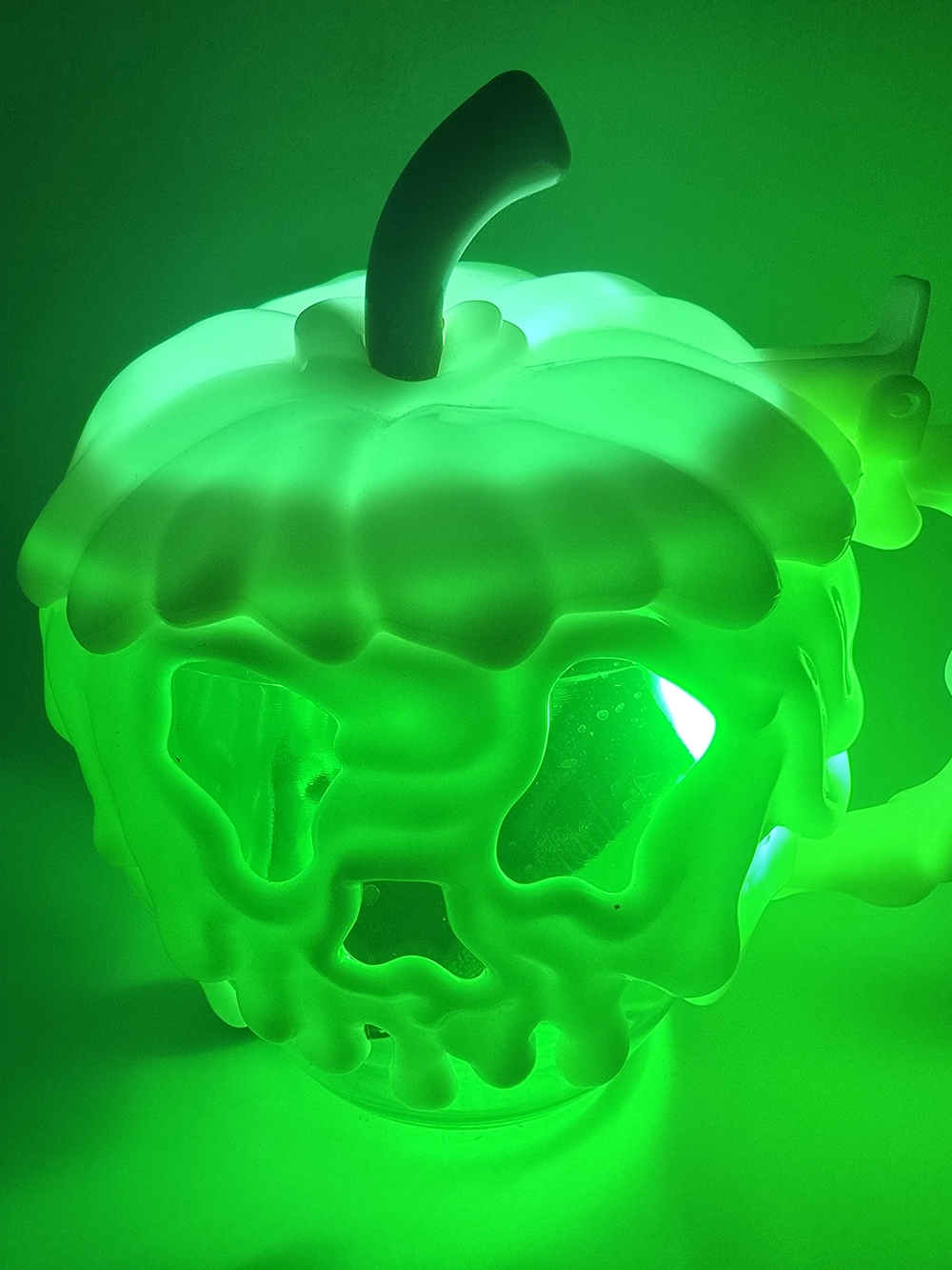 Disney Green Poison Apple Stein/Mug, Glow In The Dark, Disneyland Park